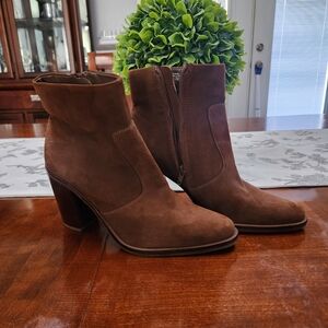 Women's boots